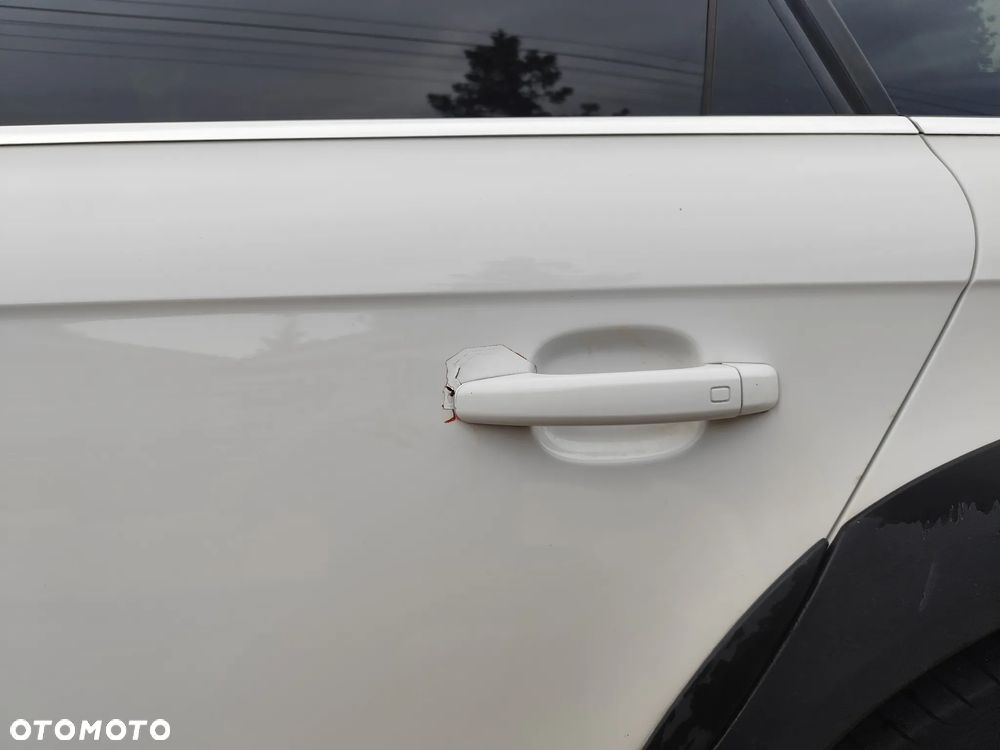 Audi A4 Allroad 2.0 TDI Quattro - 12