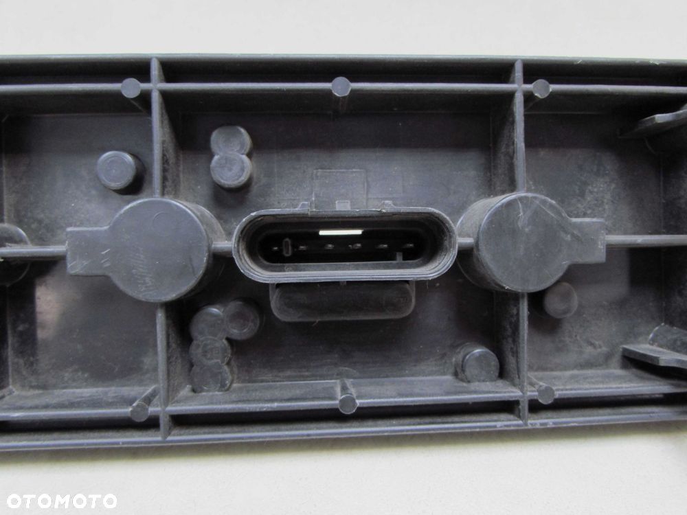 IVECO DAILY 99-06 WLAD LAMPY PRAWY TYL - 5