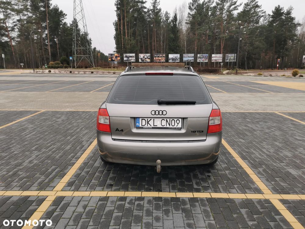 Audi A4 Avant - 9
