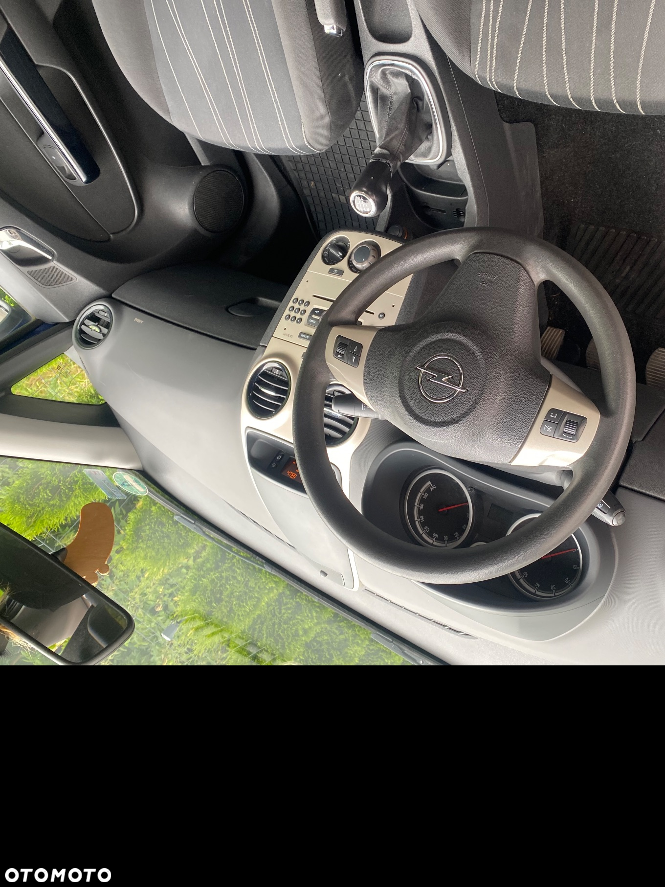 Opel Corsa 1.2 16V - 10
