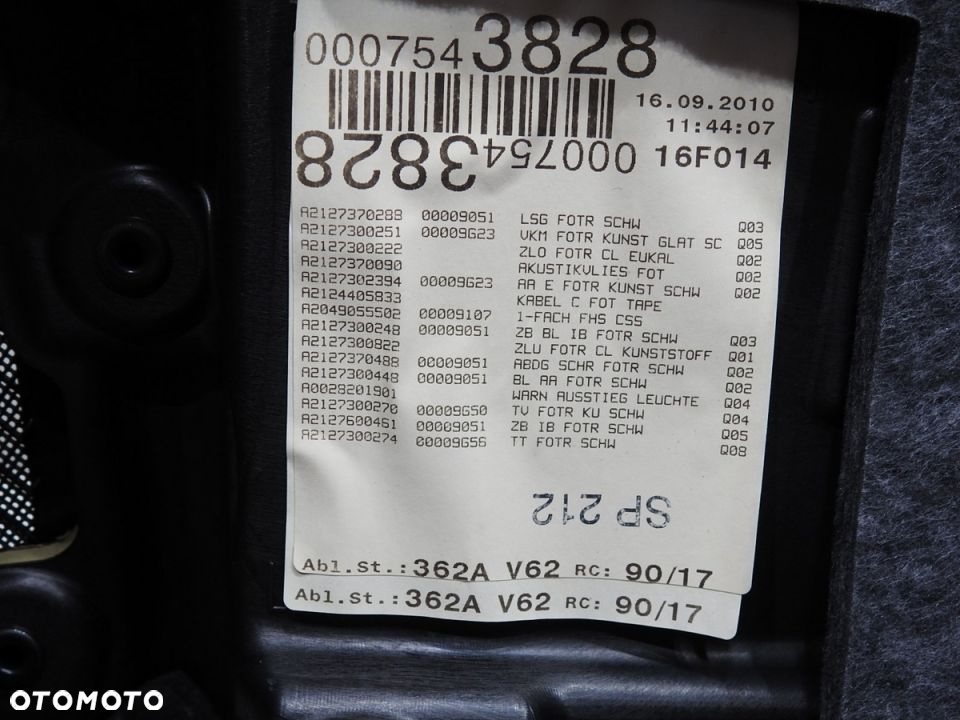 TAPICERKA DRZWI PRAWY TYŁ MERCEDES W212 KOMBI - 9