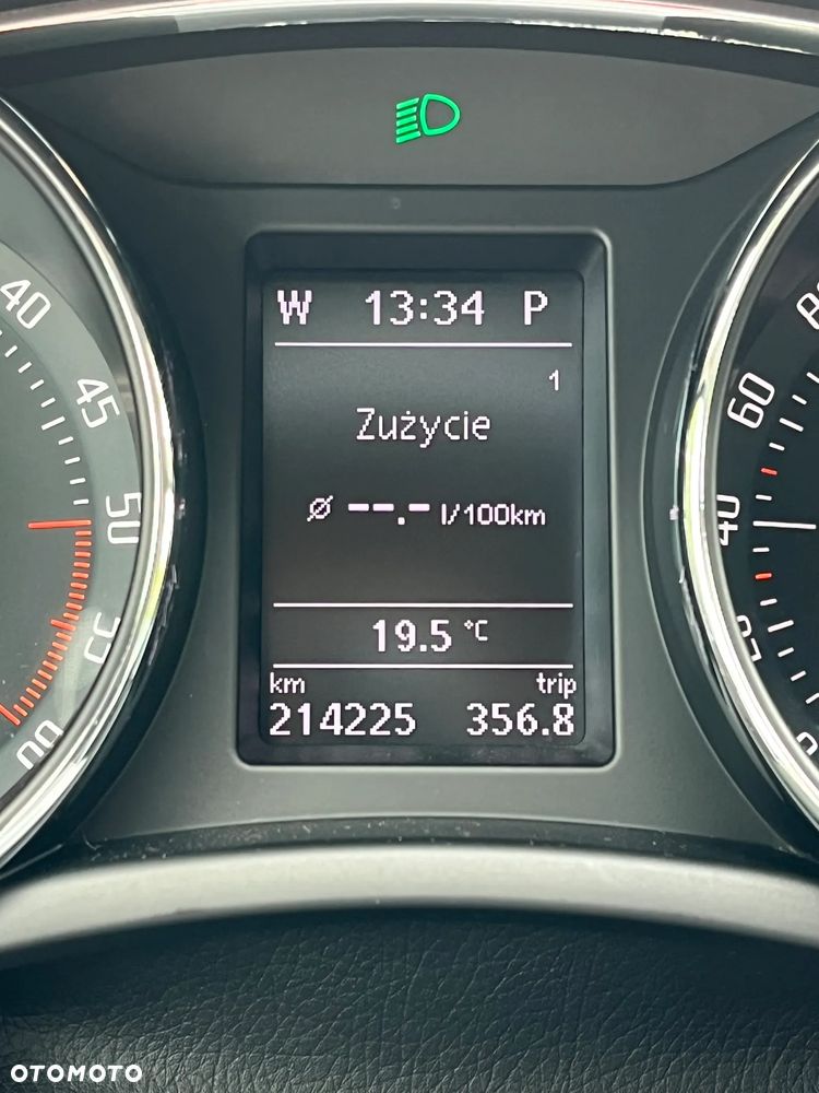 Skoda Superb 2.0 TDI 4x4 Elegance Outdoor DSG - 13