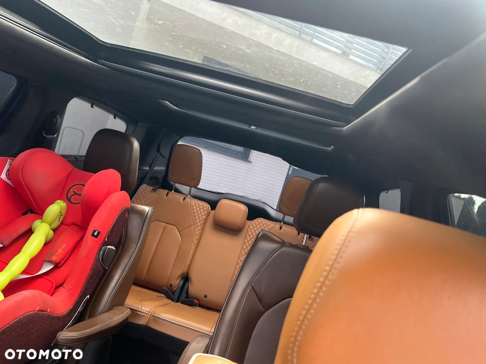 Chrysler Pacifica - 16