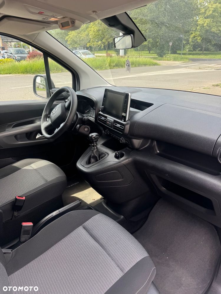 Toyota Proace City Verso 1.2 D-4T Business - 4