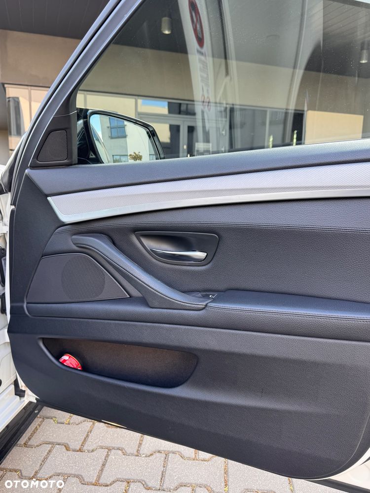 BMW Seria 5 - 35