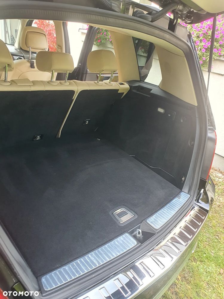 Mercedes-Benz GLK - 4