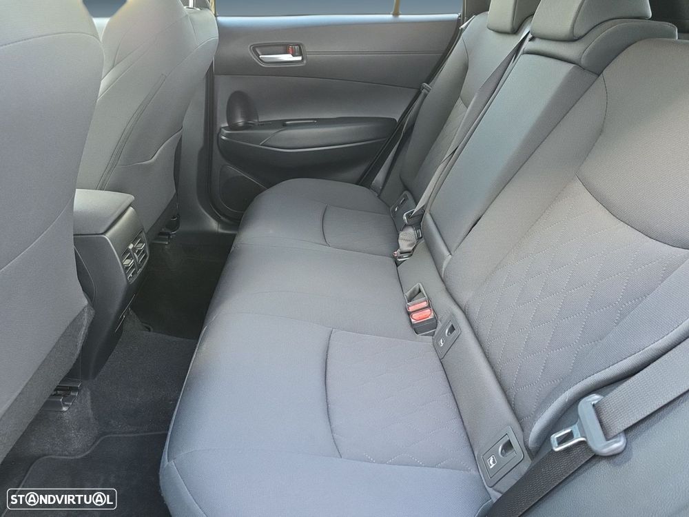 Toyota Corolla Cross 1.8 Hybrid Exclusive - 14