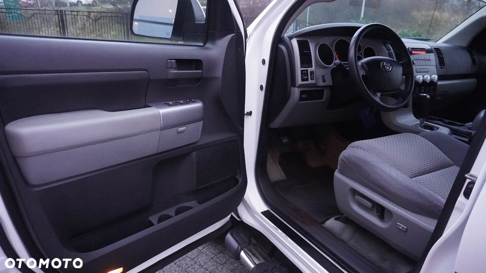 Toyota Tundra 5.7 4x4 Double Cab SR5 - 6