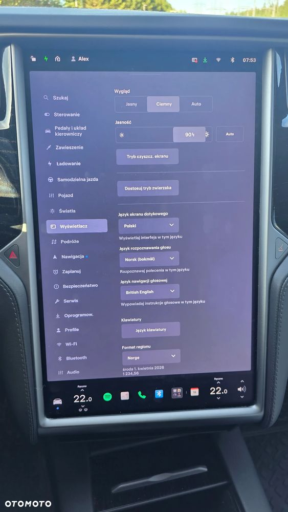 Tesla Model S - 28