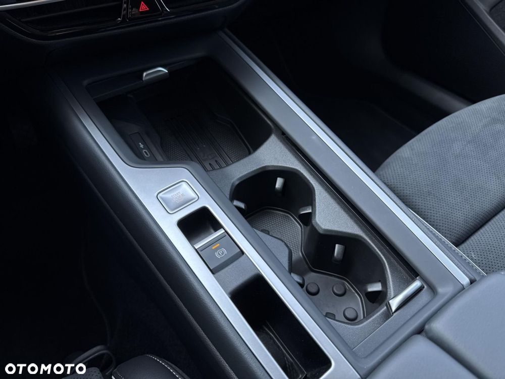 Volkswagen Passat - 19