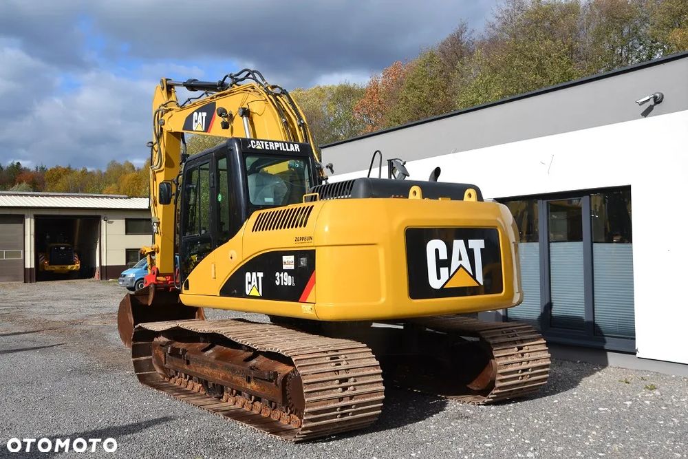 Caterpillar CAT 319 DL - 7