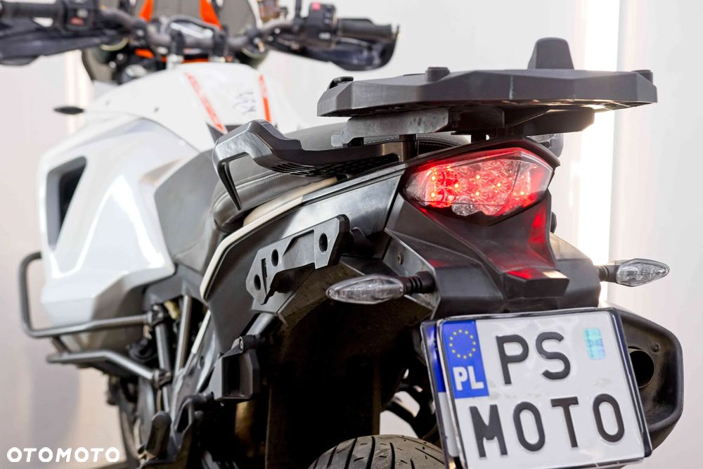 KTM Super Adventure - 40