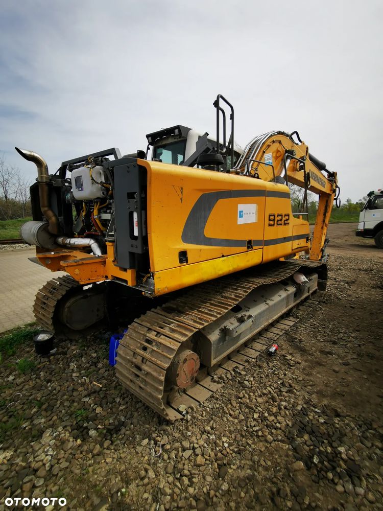 Liebherr R922NLC - 4