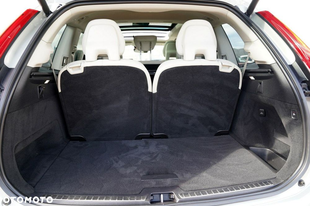 Volvo XC 90 - 14