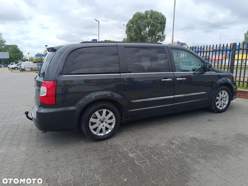 Chrysler Town & Country 3.6 Touring - 19