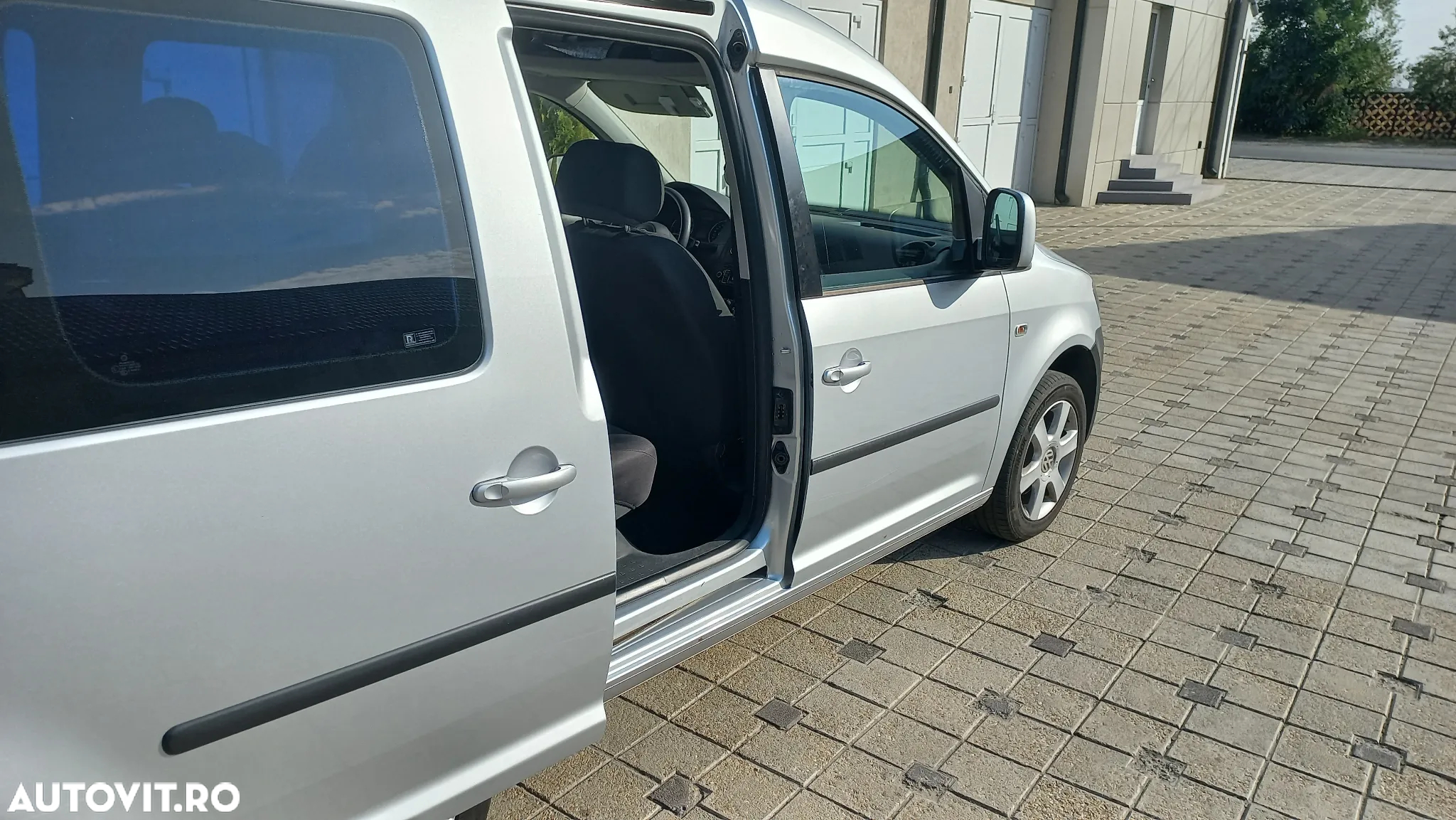 Volkswagen Caddy - 9