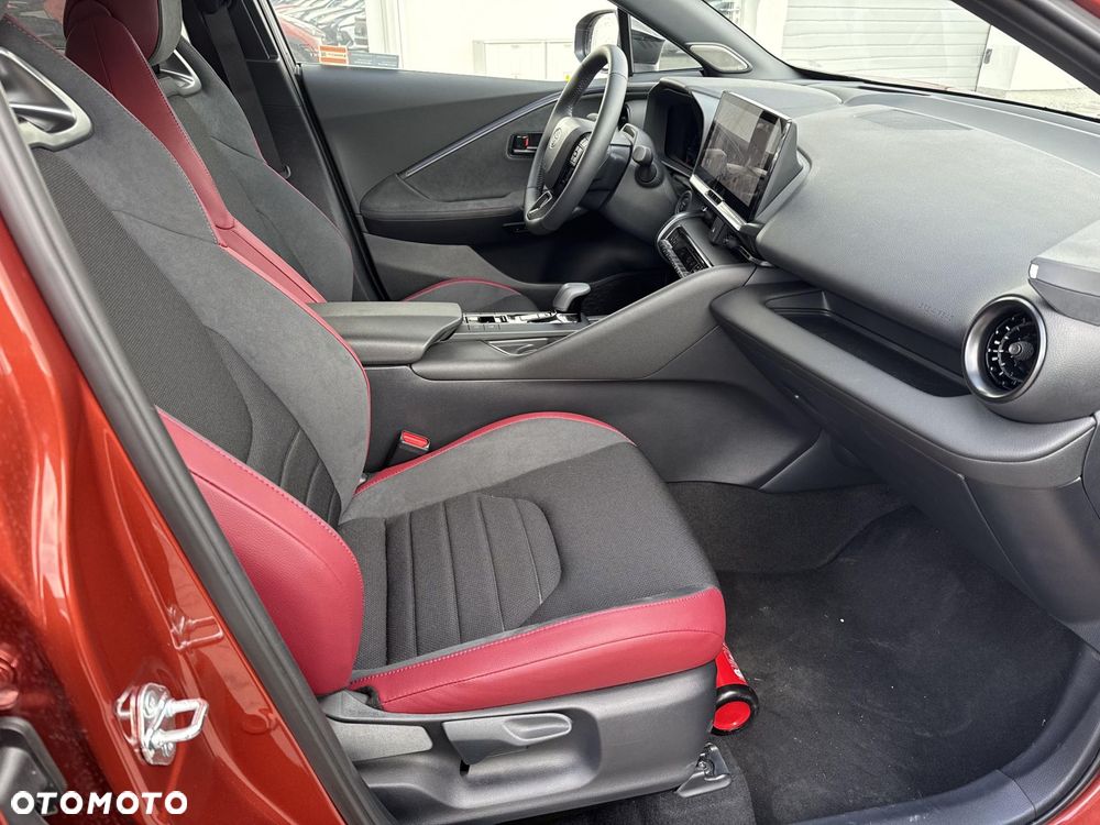 Toyota C-HR - 8