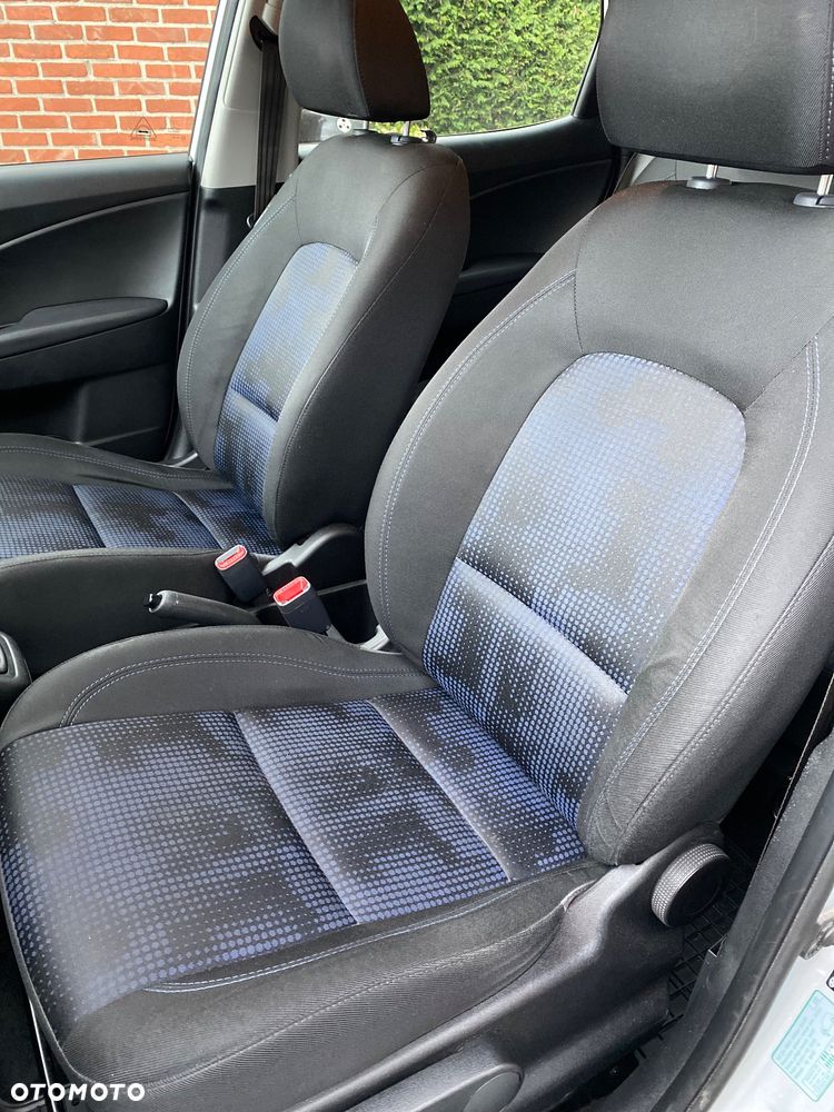 Hyundai ix20 1.4 Blue Classic - 18