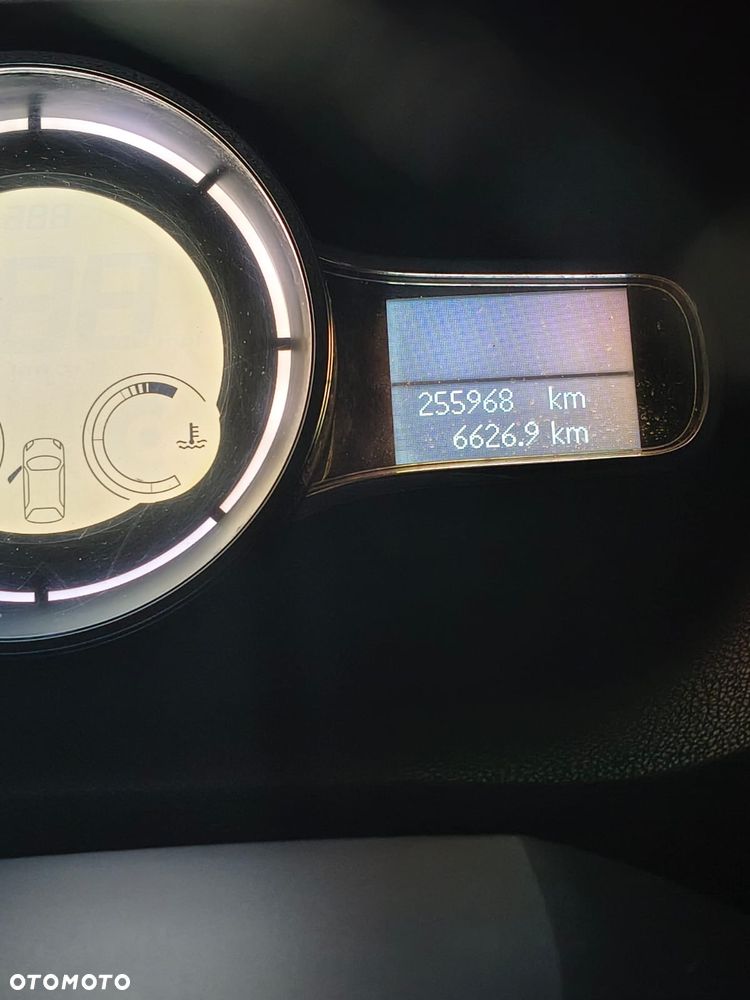 Renault Megane 1.9 dCi Dynamique Euro5 - 8