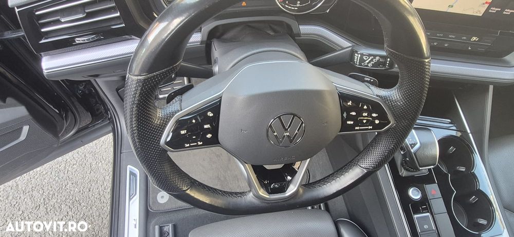 Volkswagen Touareg - 11