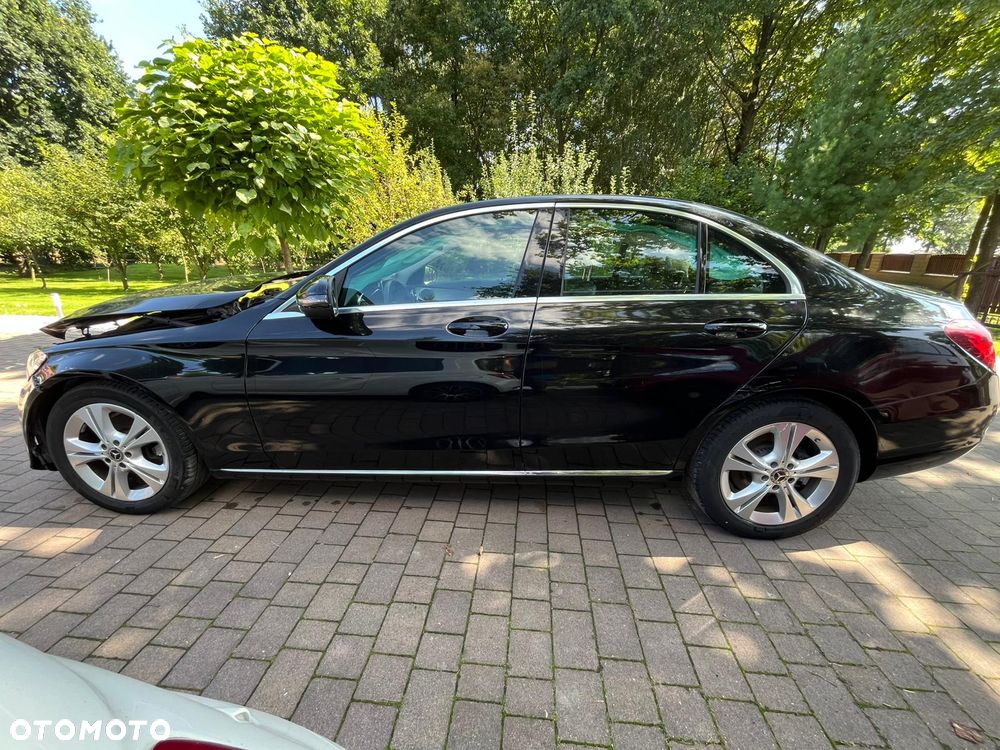 Mercedes-Benz Klasa C 220 (BlueTEC) d BlueEffICIENCY Edition 7G-TRONIC - 1