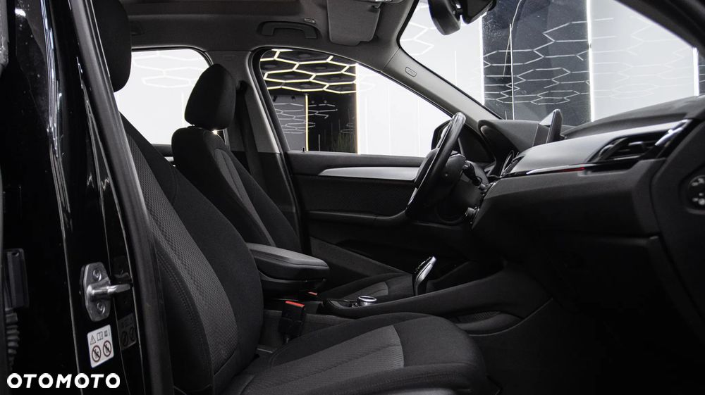 BMW X1 sDrive18d Advantage - 18