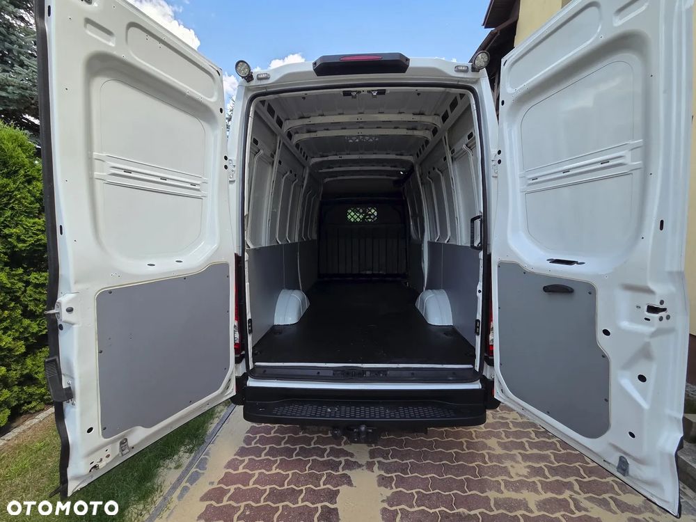 Iveco 35S17 - 23