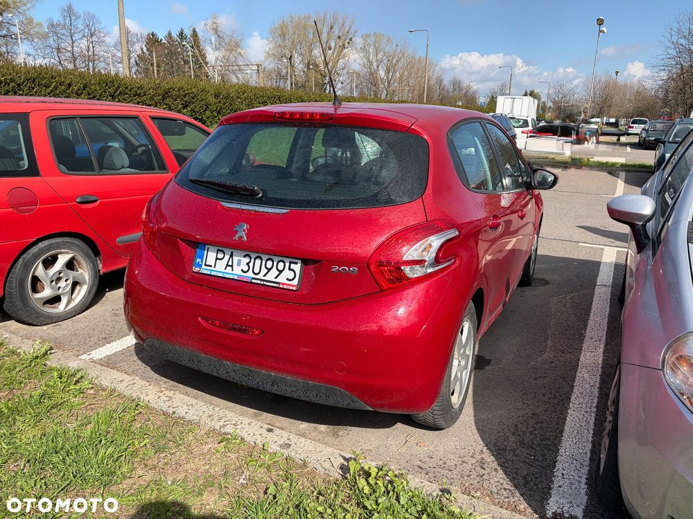 Peugeot 208 PureTech 82 Style - 2