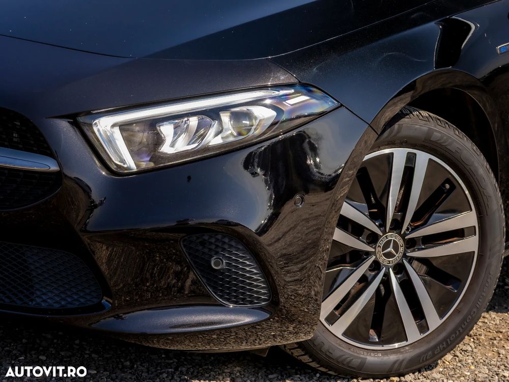 Mercedes-Benz A 250 e 8G-DCT Progressive - 11