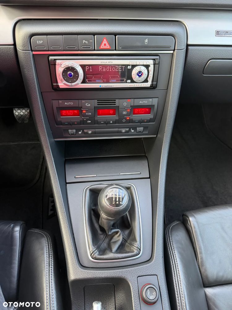 Audi A4 Limousine 1.8 T quattro - 32