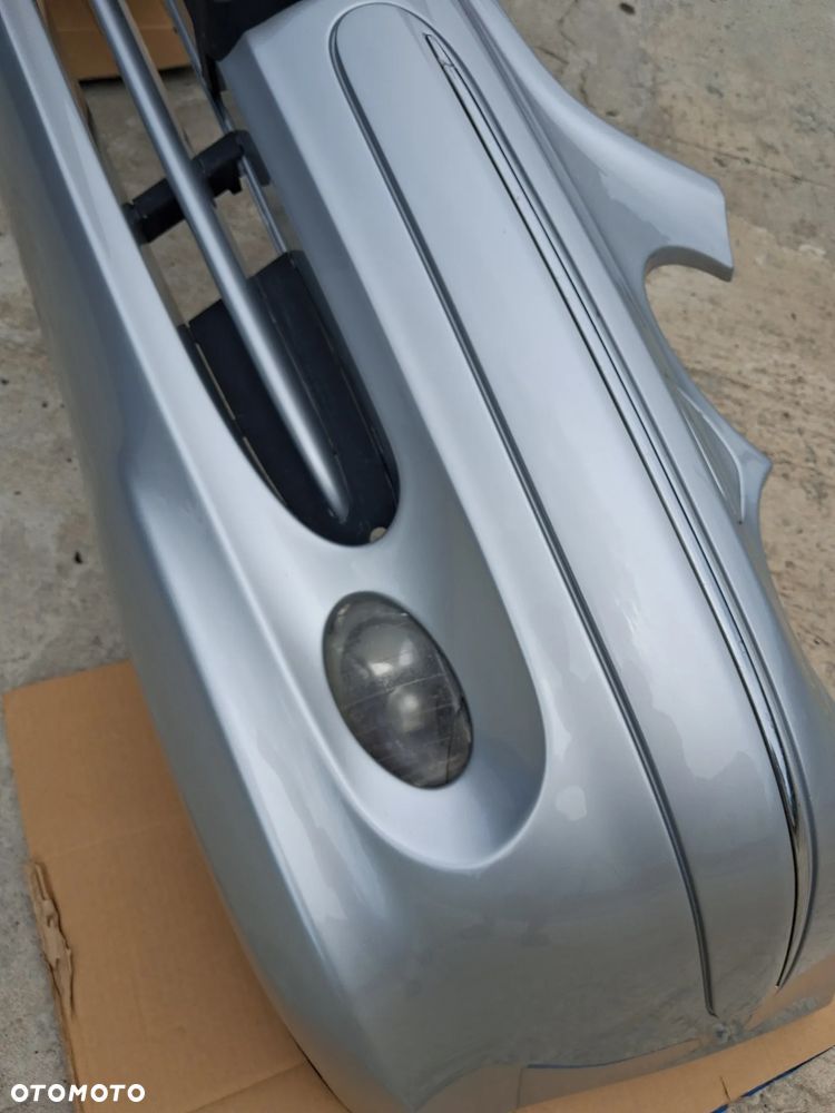 Mercedes W209 CLK zderzak przedni lakier 744 - 6