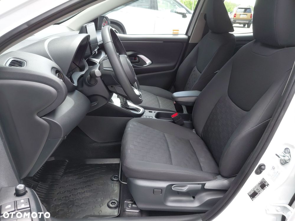 Toyota Yaris - 15