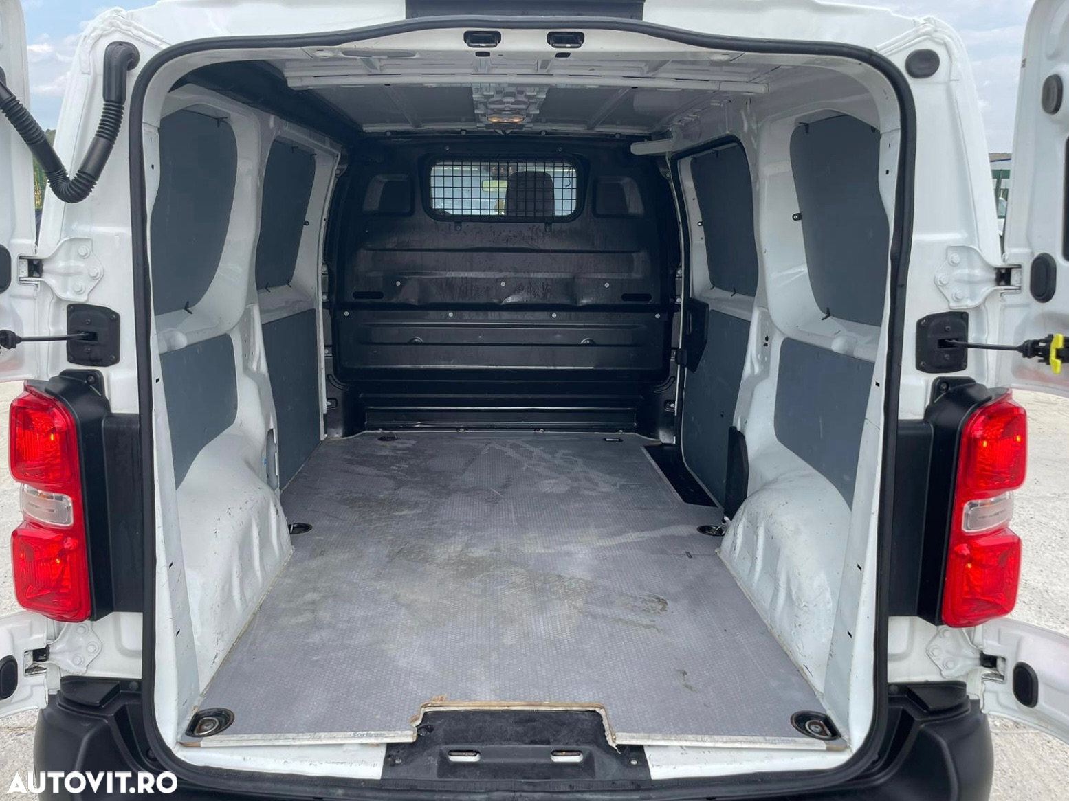 Peugeot Expert L2H1 - 5