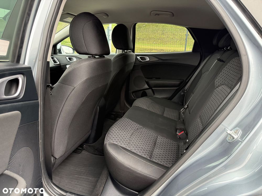 Kia XCeed 1.4 T-GDI M - 26