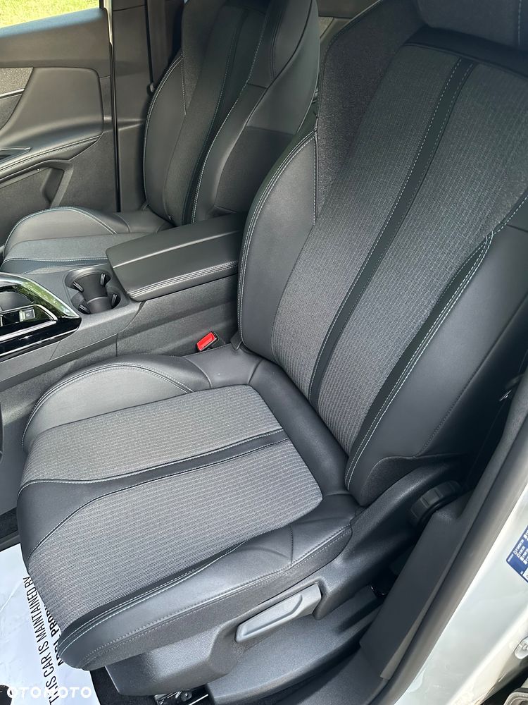Peugeot 3008 1.5 BlueHDi Allure S&S EAT8 - 13