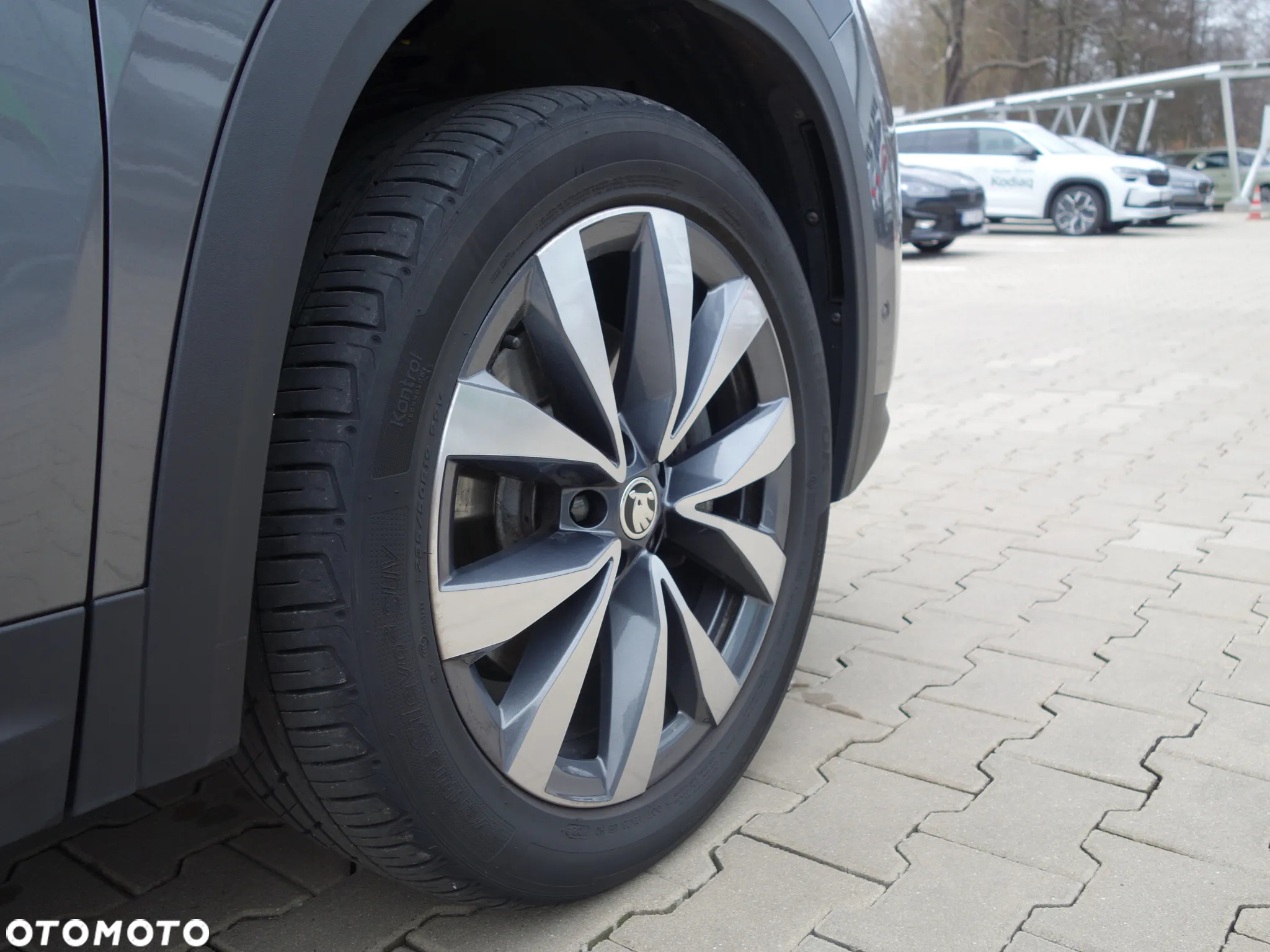 Skoda Kodiaq 2.0 TDI 4x4 Selection DSG - 35