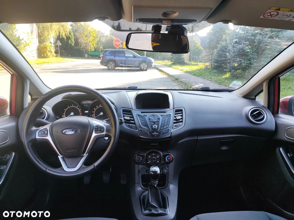 Ford Fiesta 1.0 EcoBoost Start-Stop Titanium - 35