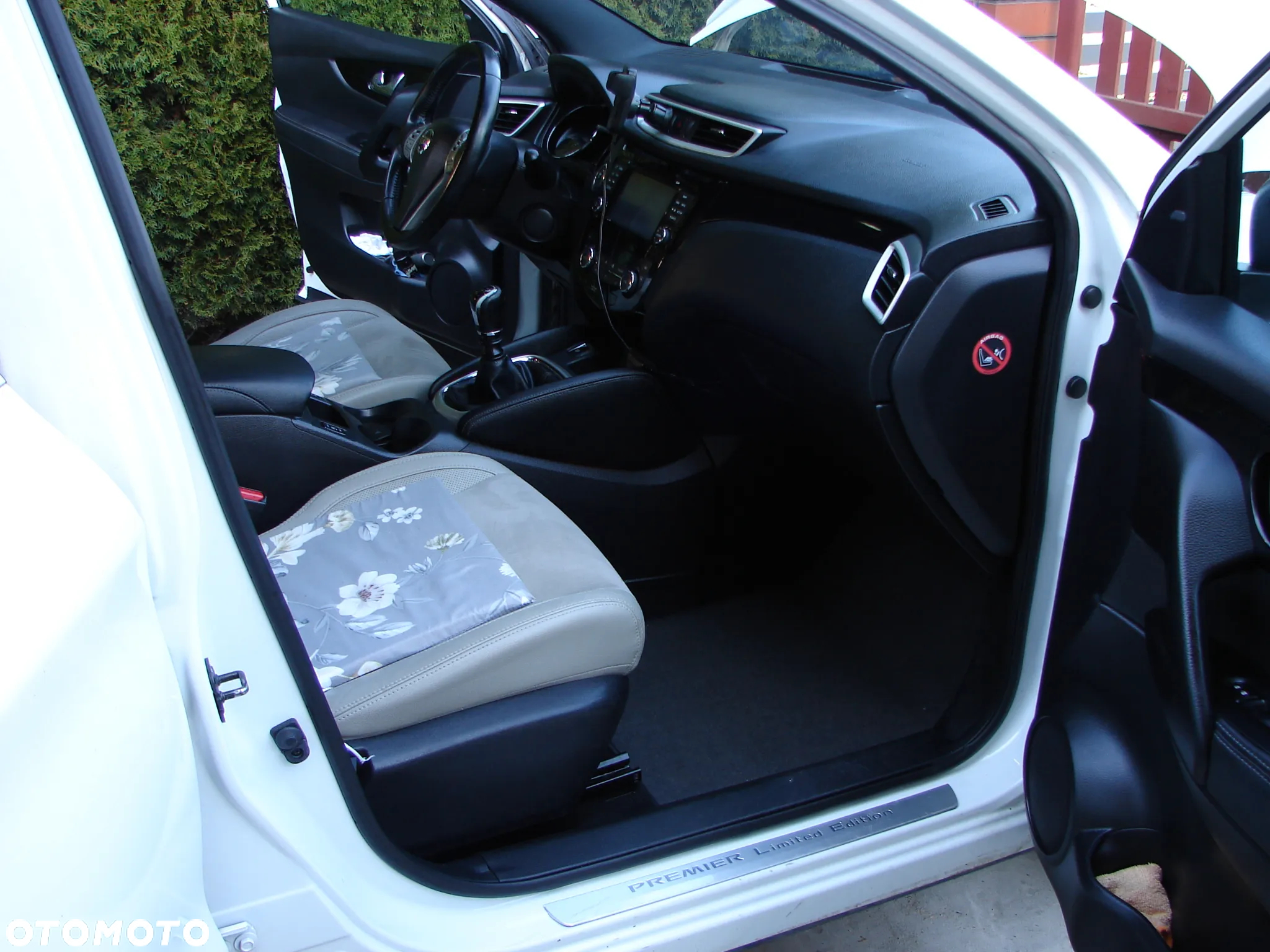 Nissan Qashqai 1.6 DCi 4x4 Tekna - 12