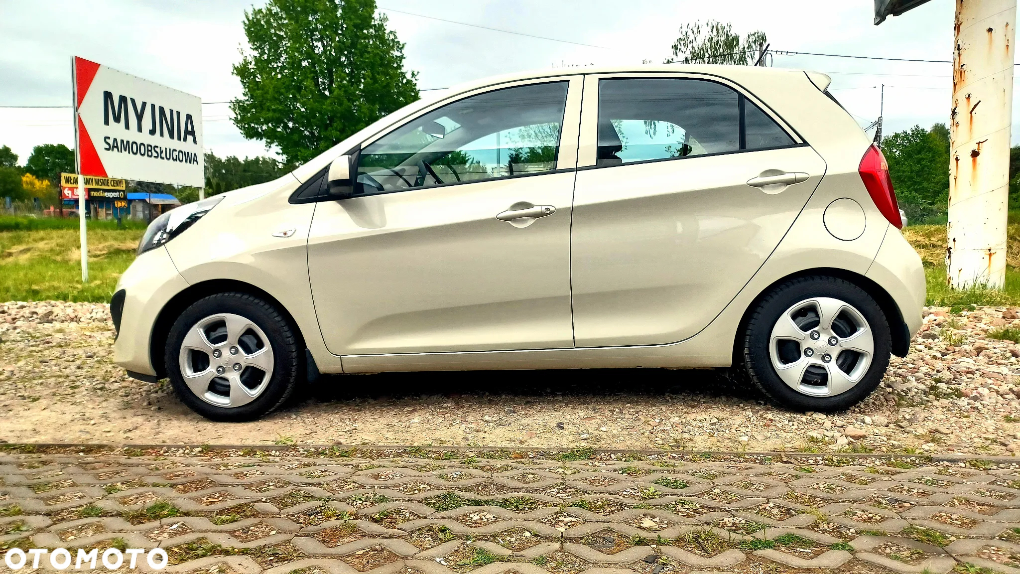Kia Picanto 1.0 Dream Team Edition - 7