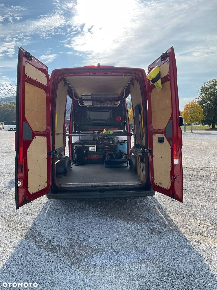 Volkswagen CRAFTER FURGON - 15