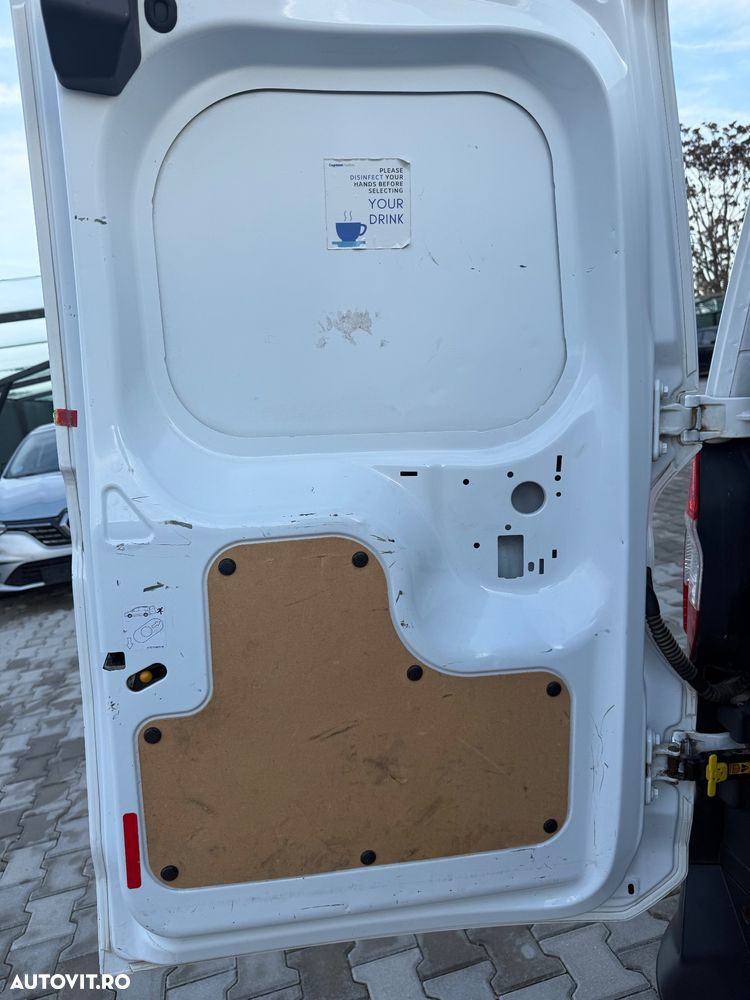 Ford TRANSIT-COURIER - 25