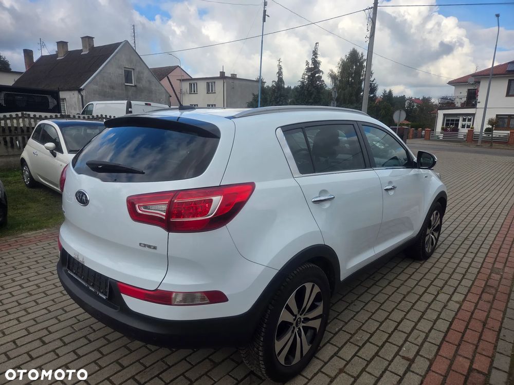 Kia Sportage 2.0 CRDI 4WD Automatik Vision - 4