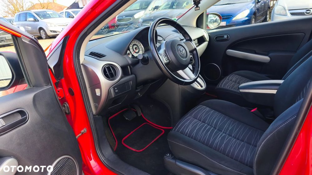 Mazda 2 - 15