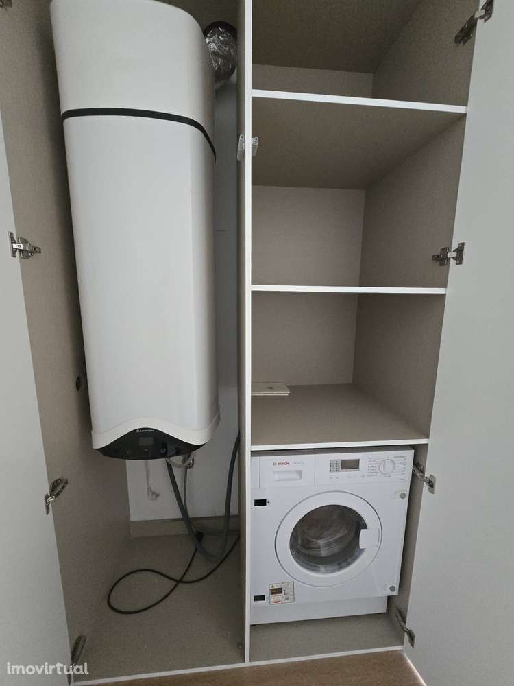 Apartamento T0 Novo e Pronto Habitar - Sra. Da Hora - Grande imagem: 3/9