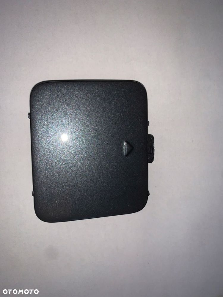 ZAŚLEPKA HAK / HOL PRZÓD BMW 5 E60 M-PAKIET KOLOR - 3