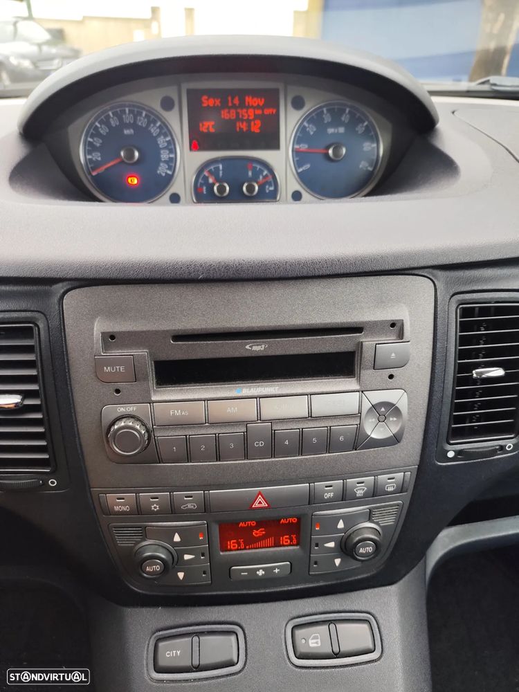 Lancia Musa 1.3 16V M-jet Platino - 13