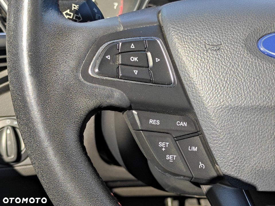 Ford Kuga - 20