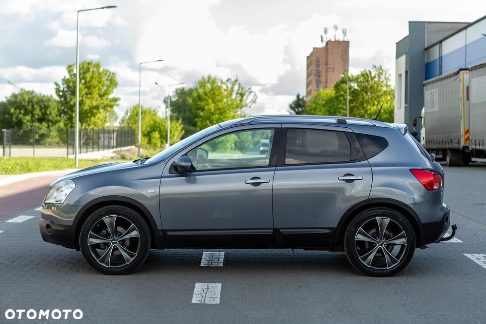 Nissan Qashqai 2.0 4x4 Tekna Pack - 11