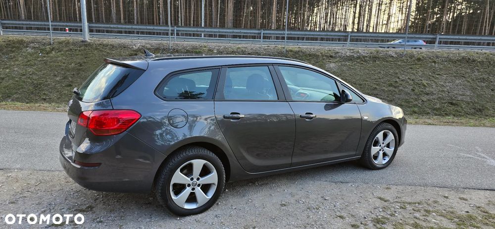 Opel Astra 1.6 ecoFLEX Start/Stop Active - 4