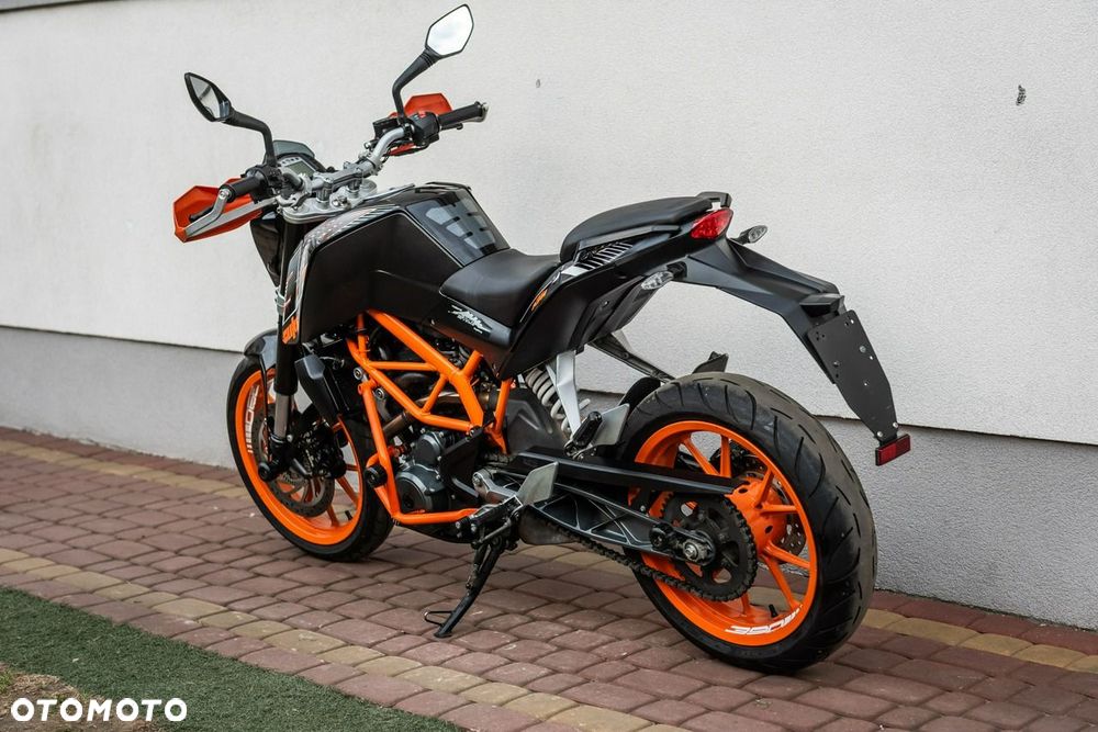 KTM Duke - 4